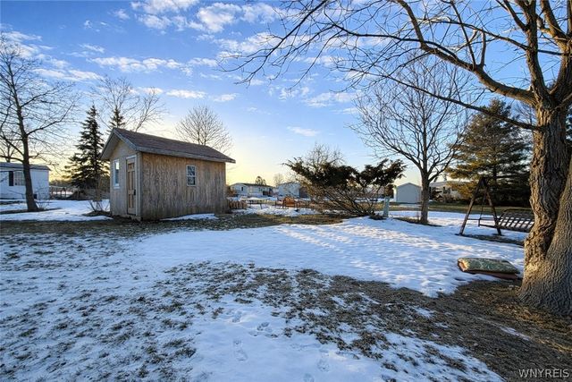 455 Chestnut Drive, Lockport Town, NY 14094