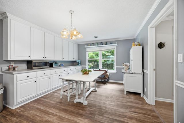 223 Forrestway Drive, Lafayette, GA 30728