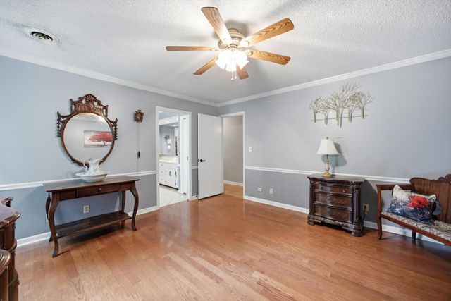 223 Forrestway Drive, Lafayette, GA 30728