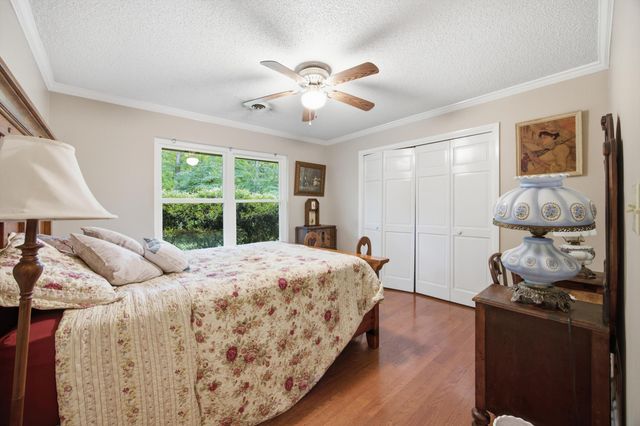 223 Forrestway Drive, Lafayette, GA 30728