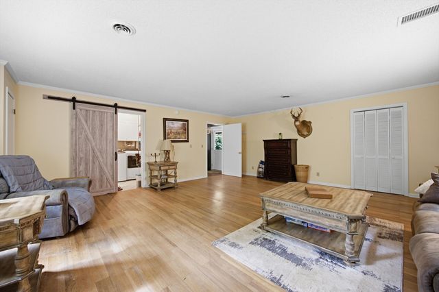 223 Forrestway Drive, Lafayette, GA 30728