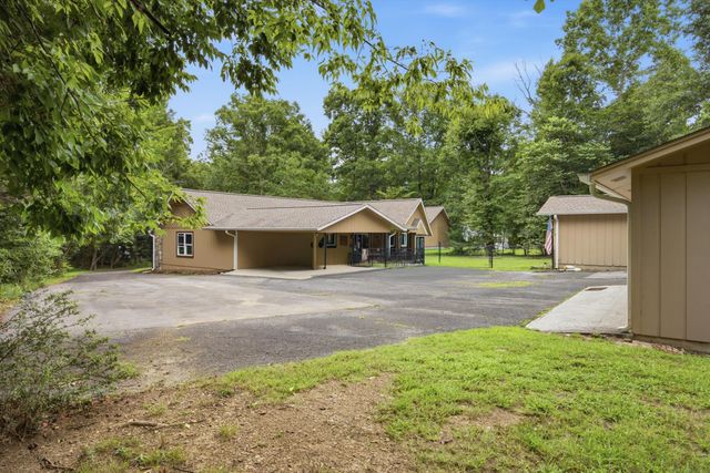 223 Forrestway Drive, Lafayette, GA 30728