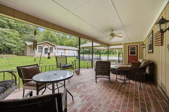 223 Forrestway Drive, Lafayette, GA 30728