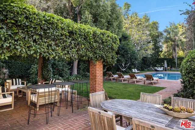 717 N Alpine Drive, Beverly Hills, CA 90210