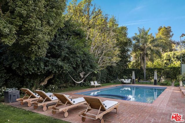 717 N Alpine Drive, Beverly Hills, CA 90210