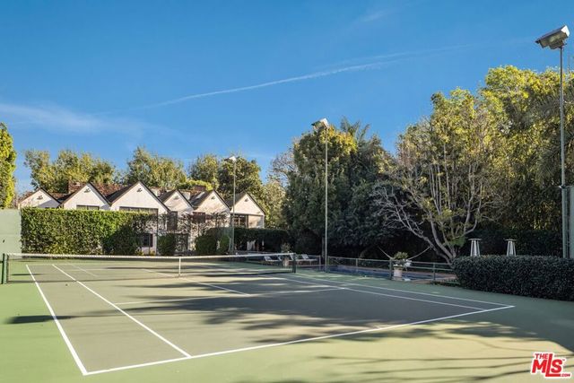 717 N Alpine Drive, Beverly Hills, CA 90210