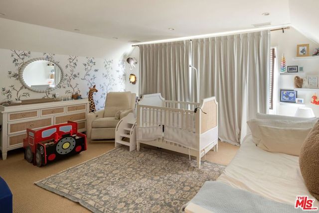 717 N Alpine Drive, Beverly Hills, CA 90210