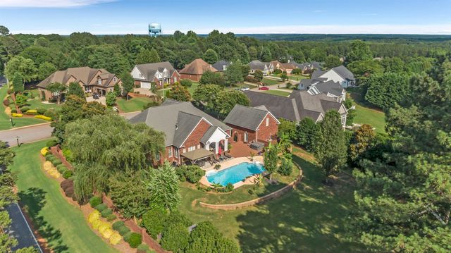 704 Tinsberry Lane, Inman, SC 29349