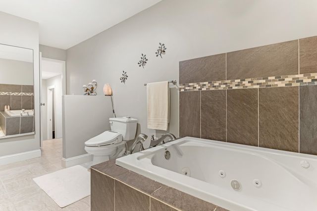 704 Tinsberry Lane, Inman, SC 29349