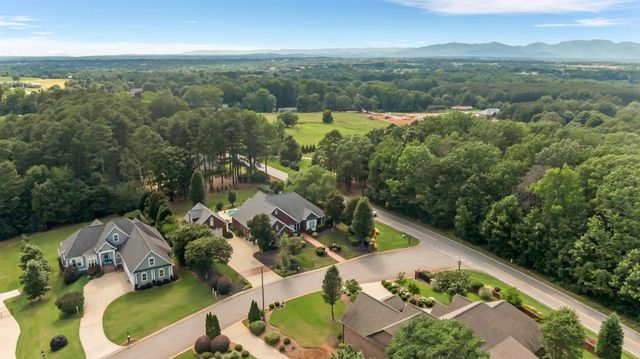704 Tinsberry Lane, Inman, SC 29349