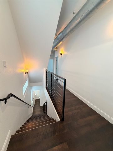 202 N York Street, Houston, TX 77003