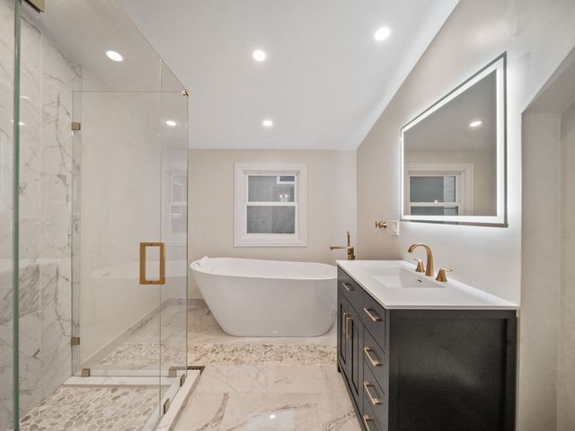 1508 Potter Road, Park Ridge, IL 60068