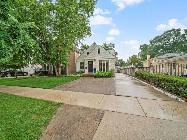 1508 Potter Road, Park Ridge, IL 60068