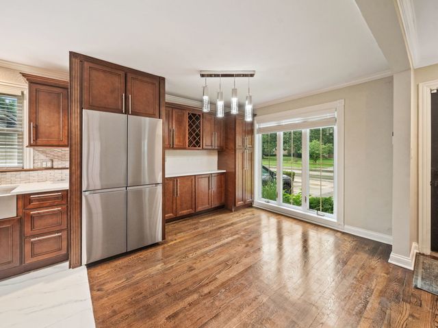 1508 Potter Road, Park Ridge, IL 60068