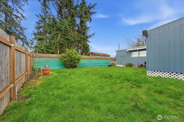 8904 220th Street SW, Edmonds, WA 98026