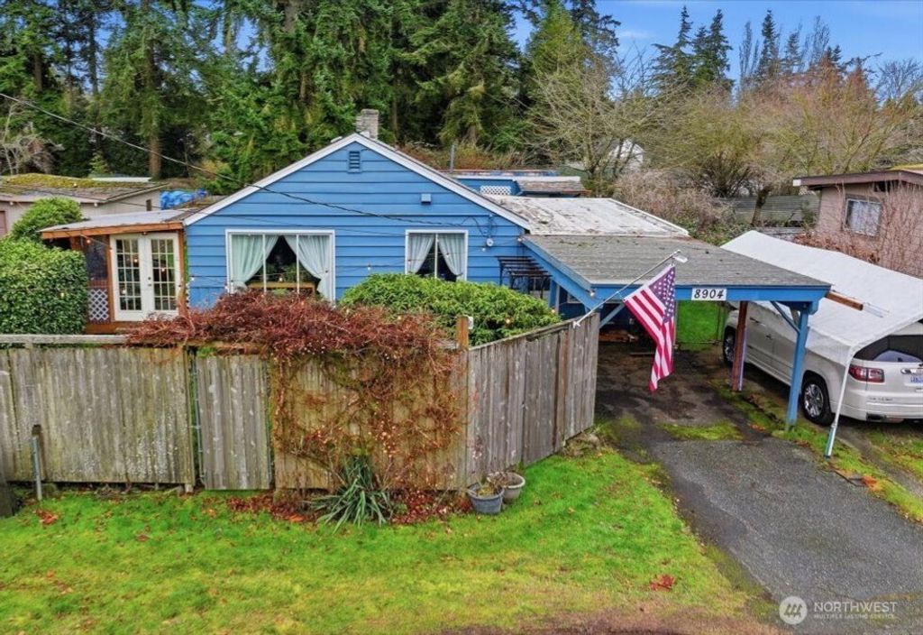 8904 220th Street SW, Edmonds, WA 98026