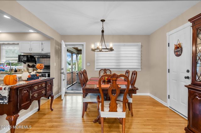 135 Irwin Place, Middletown, NJ 07748