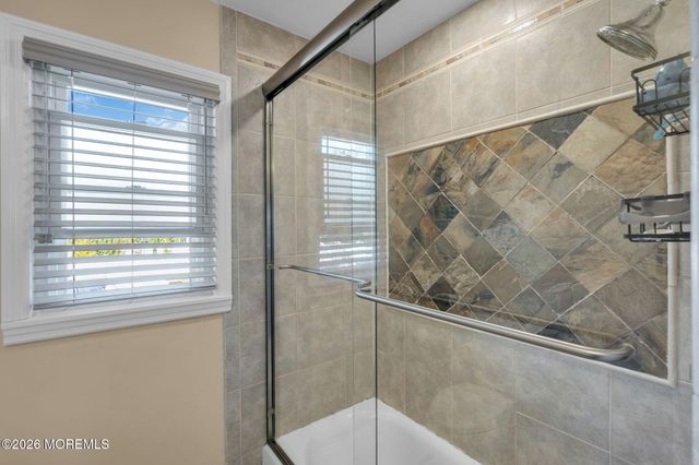 135 Irwin Place, Middletown, NJ 07748