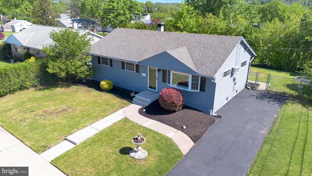 565 MASTER STREET, Pottstown, PA 19464