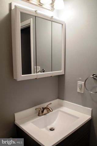 309 VILLAGE DR, Gettysburg, PA 17325