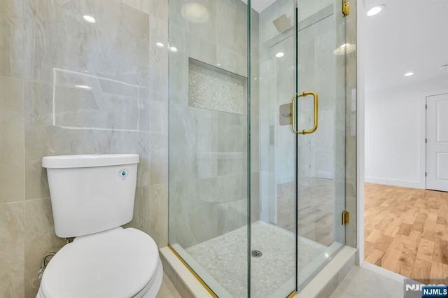 309 Ottawa Avenue, Hasbrouck Heights, NJ 07604