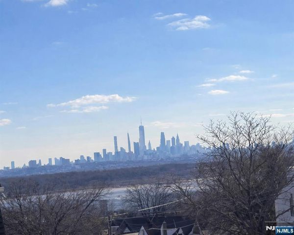 309 Ottawa Avenue, Hasbrouck Heights, NJ 07604