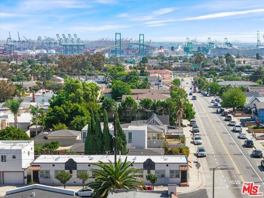 980 W Summerland Avenue, San Pedro, CA 90731 — photo 3