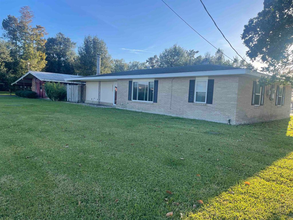 4943 Hwy 308 Highway, Napoleonville, LA 70390