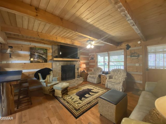 2601 Black Bear Lane, Sevierville, TN 37876