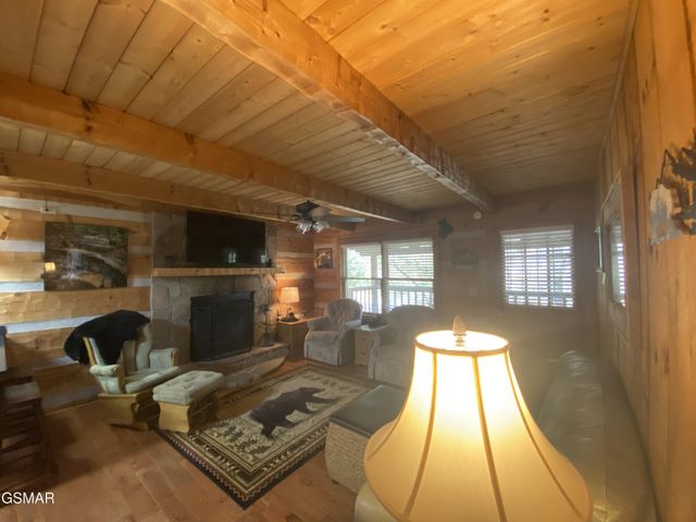 2601 Black Bear Lane, Sevierville, TN 37876