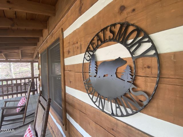 2601 Black Bear Lane, Sevierville, TN 37876