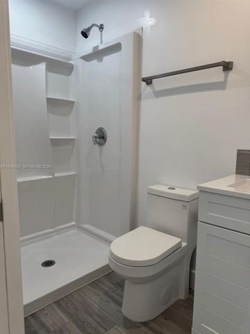 5800 SW 122nd Avenue 2, Miami, FL 33183
