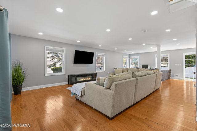1717 Grant Avenue, South Plainfield, NJ 07080