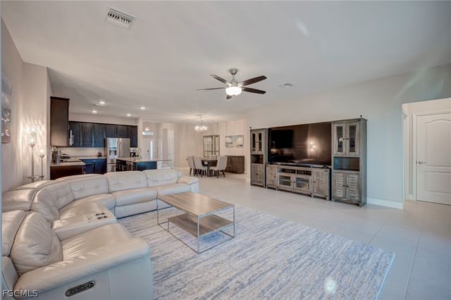 3412 NW 15th LN, Cape Coral, FL 33993