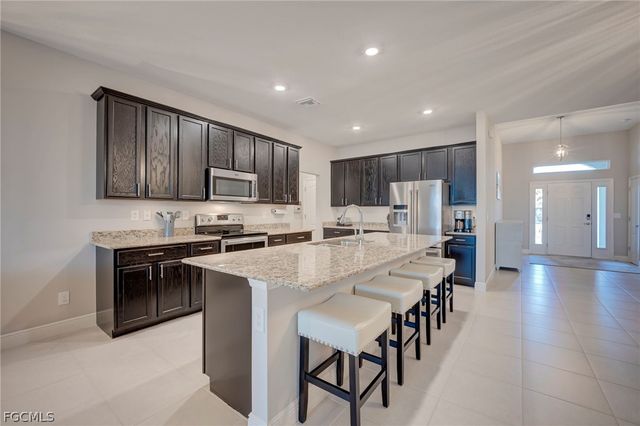 3412 NW 15th LN, Cape Coral, FL 33993