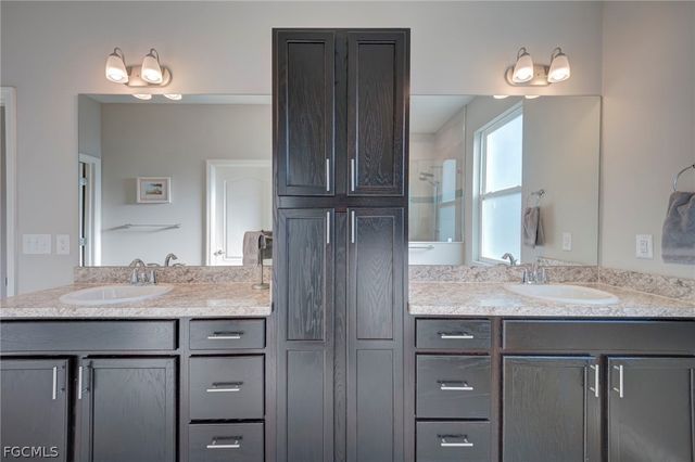 3412 NW 15th LN, Cape Coral, FL 33993