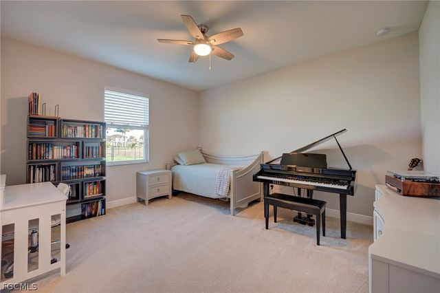 3412 NW 15th LN, Cape Coral, FL 33993