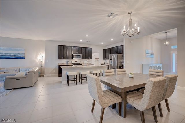 3412 NW 15th LN, Cape Coral, FL 33993