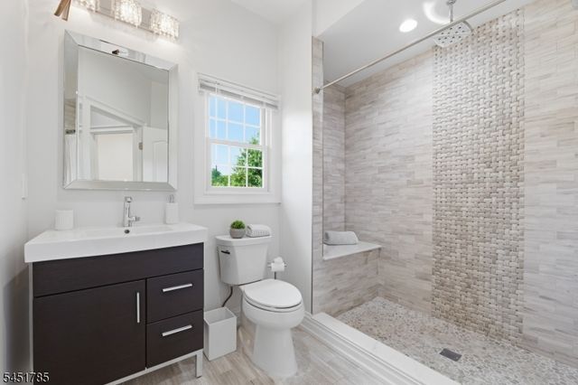 152 Boulevard, Kenilworth Boro, NJ 07033