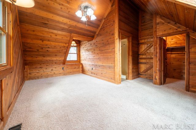 1876 Lake Michigan Drive NW, Grand Rapids, MI 49534