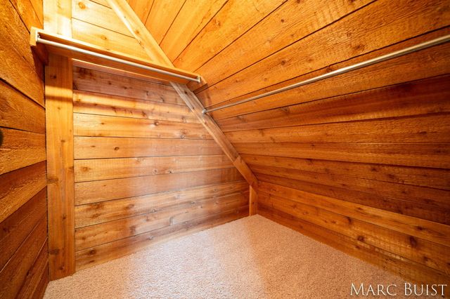 1876 Lake Michigan Drive NW, Grand Rapids, MI 49534