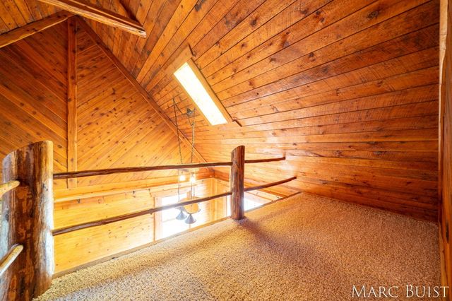 1876 Lake Michigan Drive NW, Grand Rapids, MI 49534