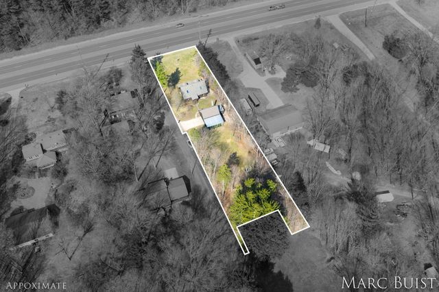 1876 Lake Michigan Drive NW, Grand Rapids, MI 49534