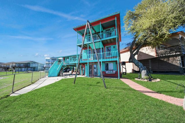 1121 6th Street, San Leon, TX 77539