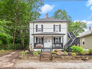 6-8 Brook St, Webster, MA 01570