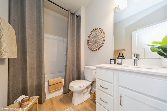 1303 NW Benjamin Drive, Ankeny, IA 50023