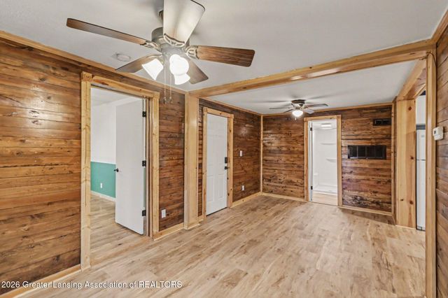 1761 Island Highway, Charlotte, MI 48813