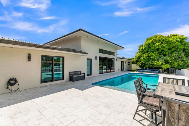 2121 NE 29TH Street, Lighthouse Point, FL 33064