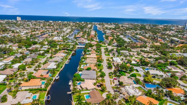 2121 NE 29TH Street, Lighthouse Point, FL 33064