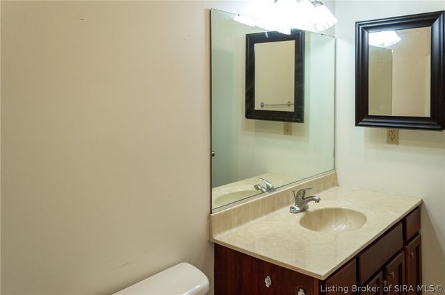 40 Country Manor Boulevard, Madison, IN 47250